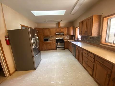 310 Kansas St SW, Orting, WA 98360 photo 14