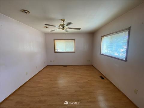 310 Kansas St SW, Orting, WA 98360 photo 8