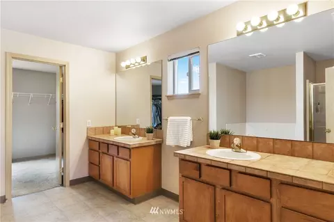 15318 38th Dr SE, Bothell, WA 98012 photo 13