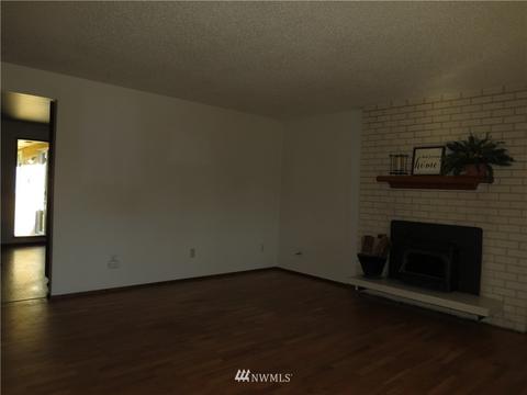 107 173rd St E, Spanaway, WA 98387 photo 2
