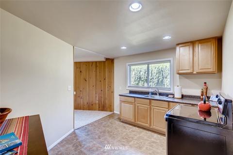 236 E View Ridge Dr, Everett, WA 98203 photo 16