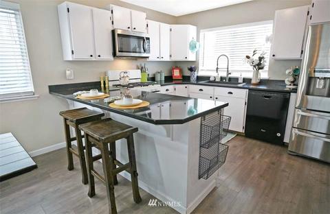 1043 E Broad St, Bremerton, WA 98310 photo 9