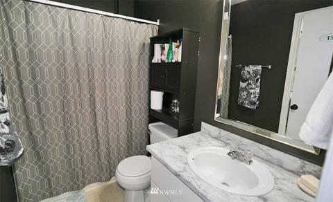 1043 E Broad St, Bremerton, WA 98310 photo 17