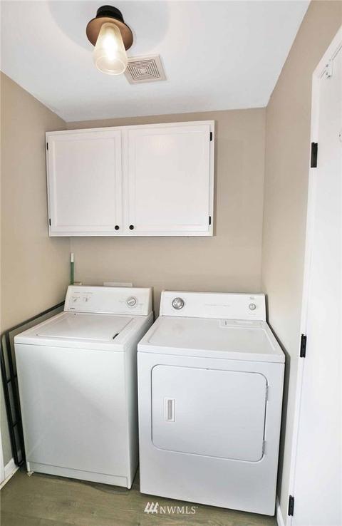1043 E Broad St, Bremerton, WA 98310 photo 12