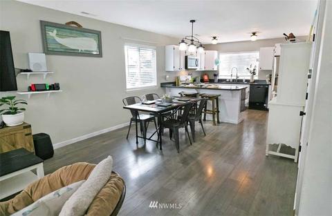 1043 E Broad St, Bremerton, WA 98310 photo 6
