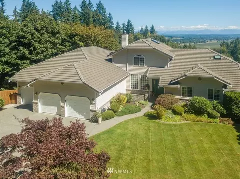 8310 Rim Dr, Everett, WA 98208 photo 1