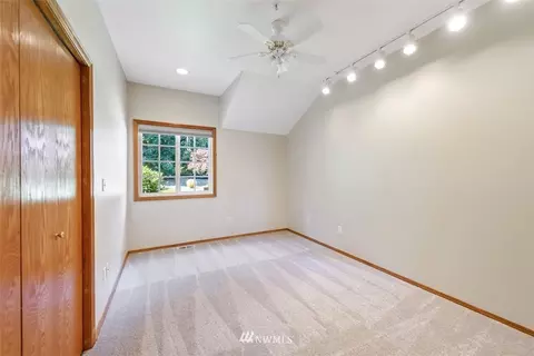 8310 Rim Dr, Everett, WA 98208 photo 12