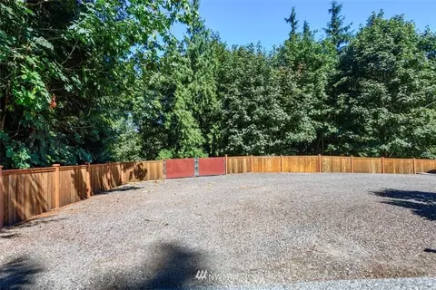 8310 Rim Dr, Everett, WA 98208 photo 20