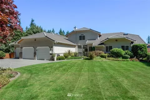 8310 Rim Dr, Everett, WA 98208 photo 24