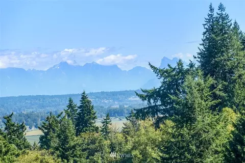 8310 Rim Dr, Everett, WA 98208 photo 4