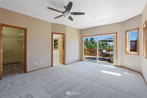 8310 Rim Dr, Everett, WA 98208 photo 11