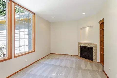 8310 Rim Dr, Everett, WA 98208 photo 5