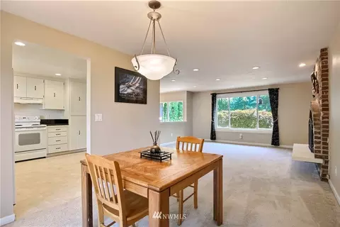 509 223rd St SW, Bothell, WA 98021 photo 4