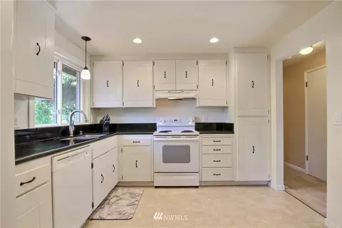 509 223rd St SW, Bothell, WA 98021 photo 11
