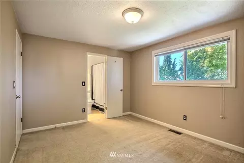 509 223rd St SW, Bothell, WA 98021 photo 14