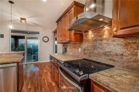 2612 Cascade Dr E, Roy, WA 98580 photo 12