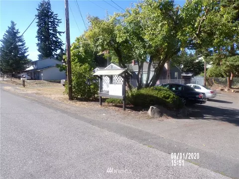 Undisclosed, Everett, WA 98203 photo 2