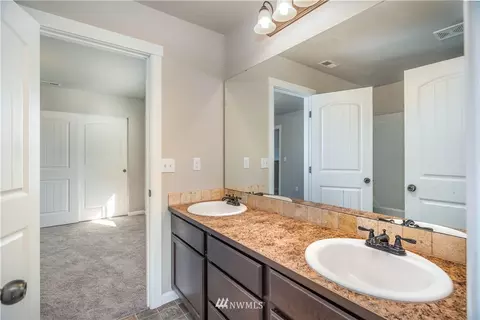 18505 11th Ln E, Spanaway, WA 98387 photo 17