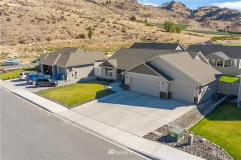 480 Spring View Pl, Chelan, WA 98816 photo 2