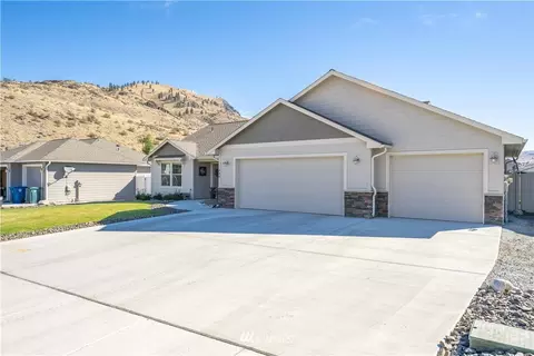 480 Spring View Pl, Chelan, WA 98816 photo 3