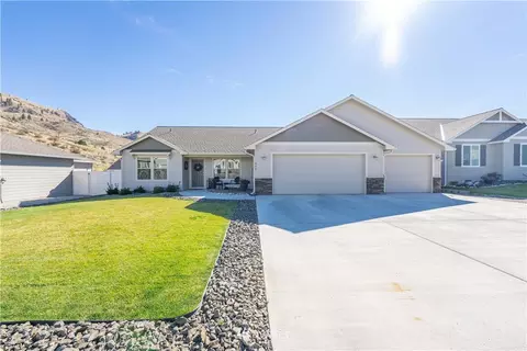480 Spring View Pl, Chelan, WA 98816 photo 4
