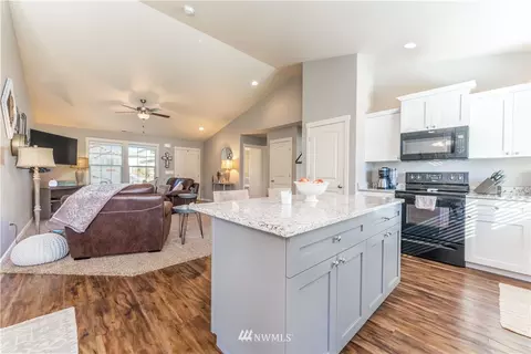 480 Spring View Pl, Chelan, WA 98816 photo 13
