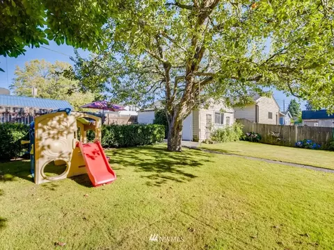 1025 Rockefeller Ave, Everett, WA 98201 photo 23