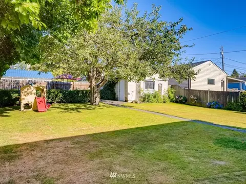 1025 Rockefeller Ave, Everett, WA 98201 photo 22