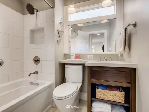 1025 Rockefeller Ave, Everett, WA 98201 photo 16