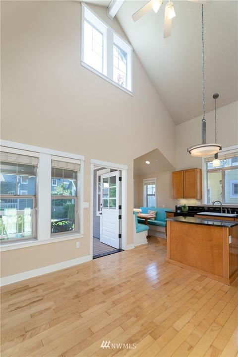 1021 SEverett Mall Way #D, Everett, WA 98208 photo 11