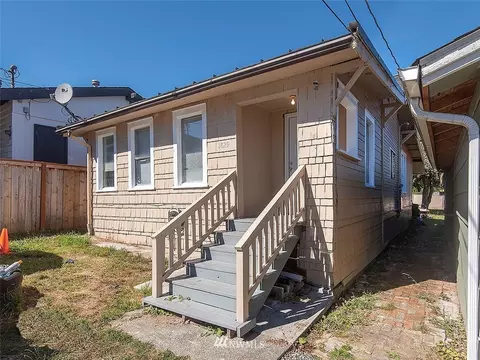 1831 Madison St SE, Everett, WA 98203 photo 1