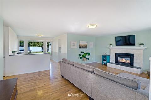 1208 Loraine St, Enumclaw, WA 98022 photo 4
