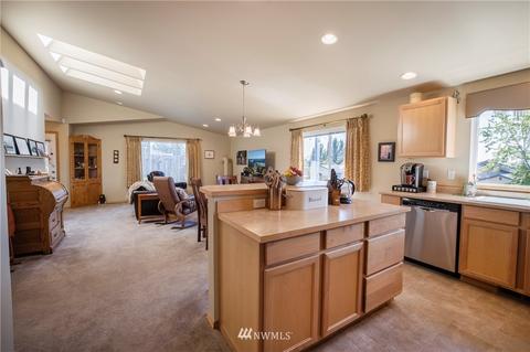 302 E 30th St, Bremerton, WA 98310 photo 8
