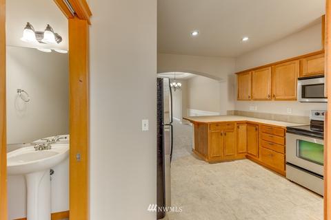518 Pilchuck Path, Everett, WA 98201 photo 9