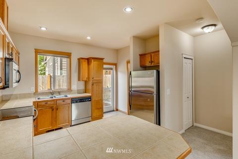 518 Pilchuck Path, Everett, WA 98201 photo 10