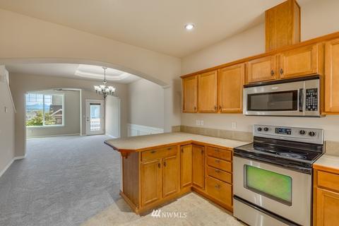 518 Pilchuck Path, Everett, WA 98201 photo 13