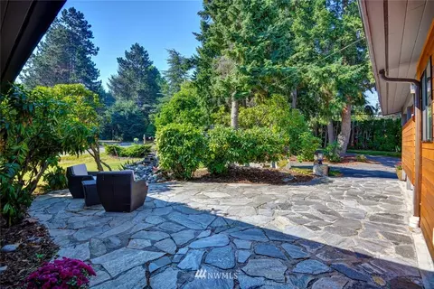 10404 NE 168th St, Bothell, WA 98011 photo 4