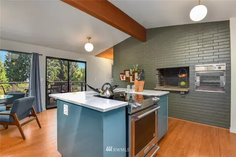 10404 NE 168th St, Bothell, WA 98011 photo 8