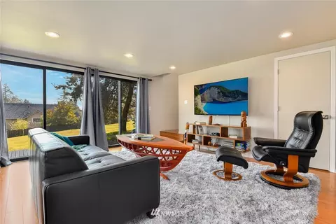 10404 NE 168th St, Bothell, WA 98011 photo 23