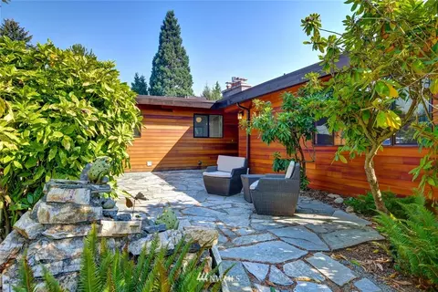 10404 NE 168th St, Bothell, WA 98011 photo 3