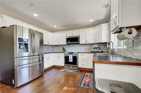 12216 29th Ave W, Everett, WA 98204 photo 2