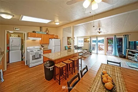 1950 E Mason Lake Dr W, Grapeview, WA 98546 photo 9