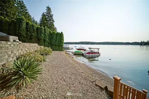 1950 E Mason Lake Dr W, Grapeview, WA 98546 photo 3