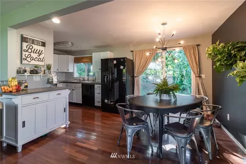 1852 Florence St, Enumclaw, WA 98022 photo 5