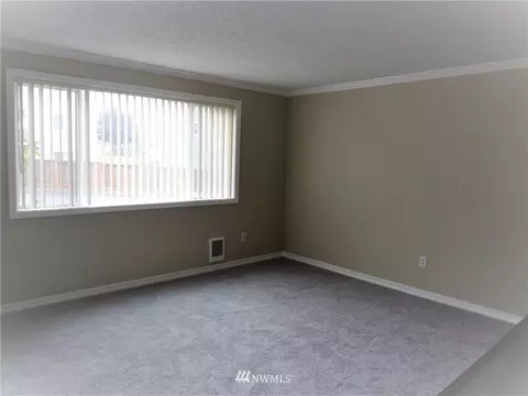 13013 E Gibson Rd #L221, Everett, WA 98204 photo 2