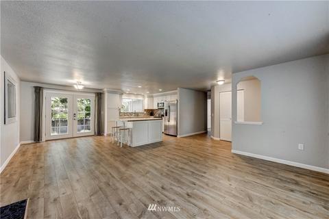 6529 Cady Rd, Everett, WA 98203 photo 2