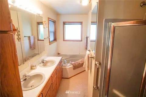 941 E Trails End Dr, Belfair, WA 98528 photo 15