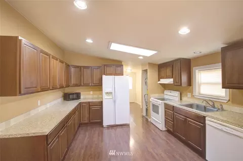 20904 46th Ave E, Spanaway, WA 98387 photo 4