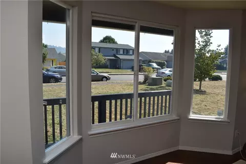 1405 Mellinger Ave NW, Orting, WA 98360 photo 5