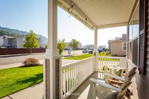 917 Riddell Ave NE, Orting, WA 98360 photo 3